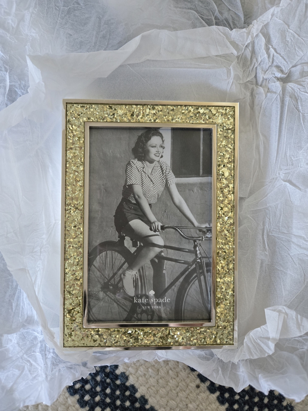 Kate Spade 4x6in Glitter Accent Photo Frame